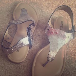 Donated- VANELi Velcro close sandals